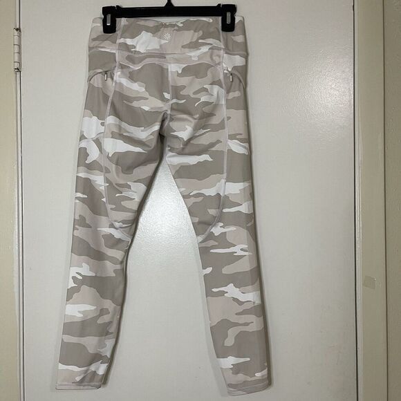 ATHLETA salutation ivory tan camo combo cropped leggings side zip pockets Small - Picture 4 of 6